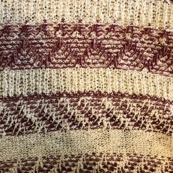 Patterned Sweater - Picture 2 of 3